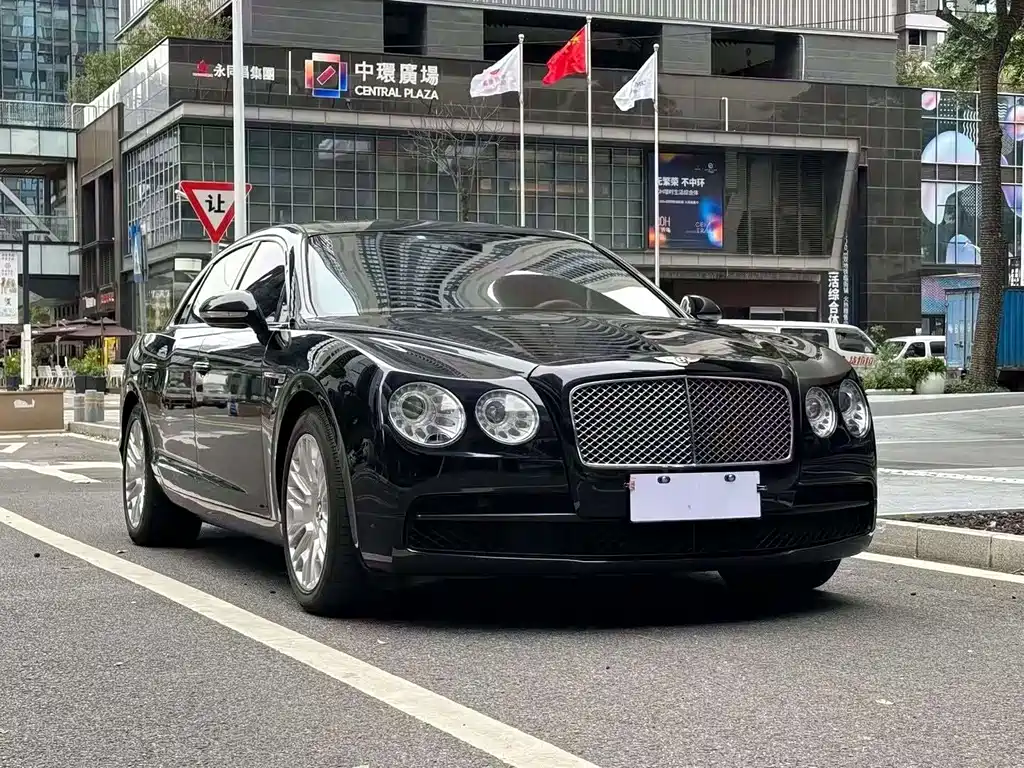 Bentley Flying Spur 2017 4.0T V8 Standard