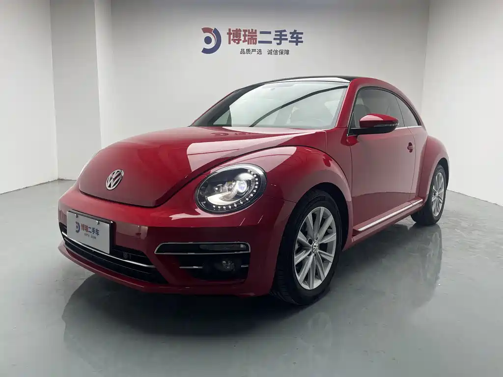 VOLKSWAGEN BEETLE