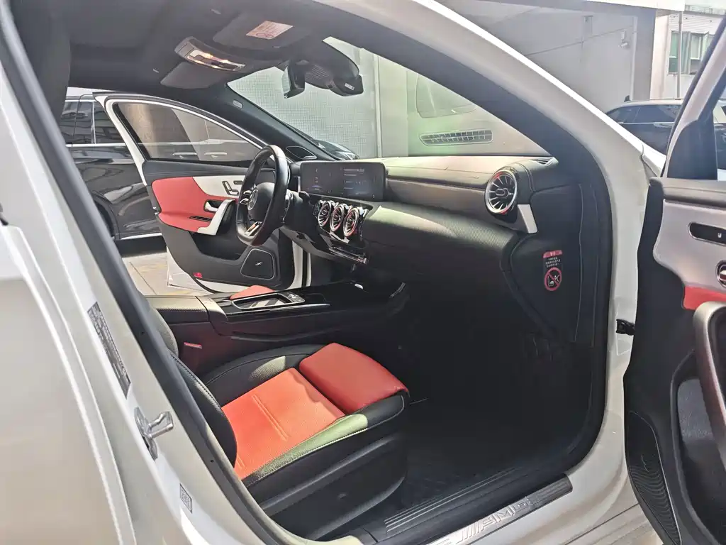 Mercedes-Benz A-Class AMG — миниатюра 12