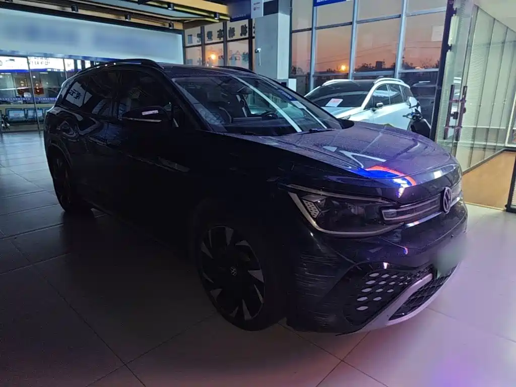 Volkswagen ID.6 Crozz — миниатюра 4