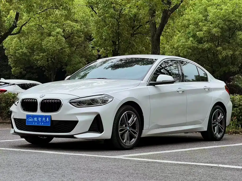 BMW 1 Series 2022