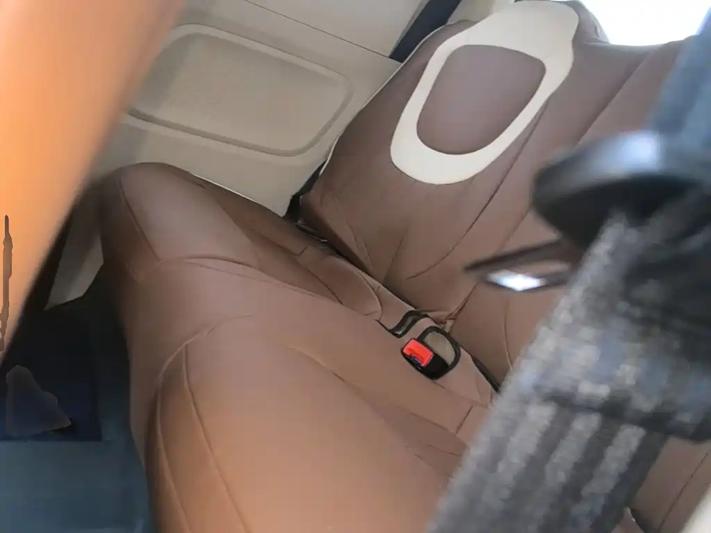 Wuling MINIEV — миниатюра 17