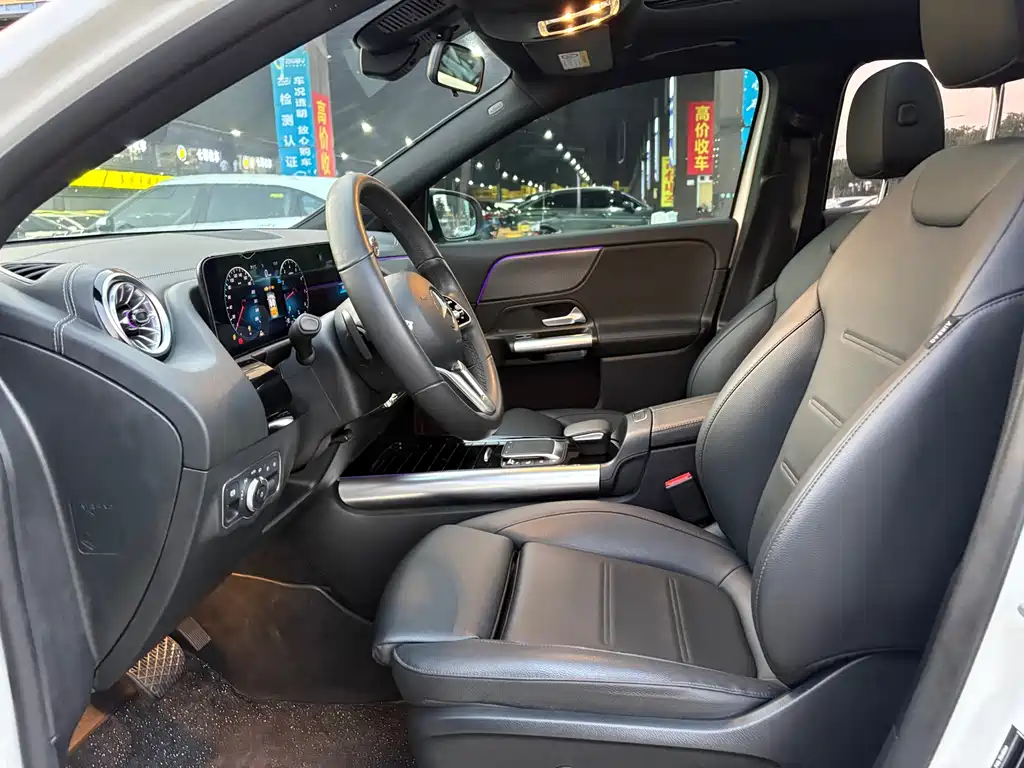 Mercedes-Benz GLA — миниатюра 12