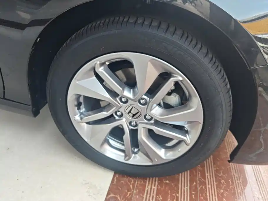 Honda Accord — миниатюра 6