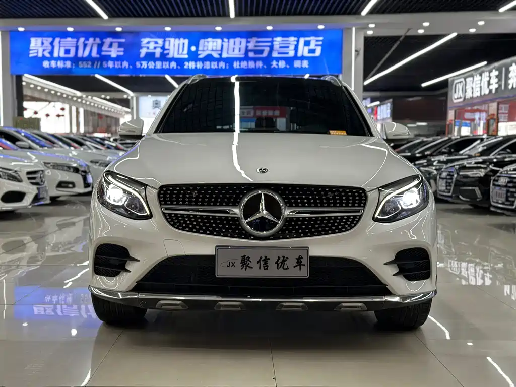 MERCEDES-BENZ GLC