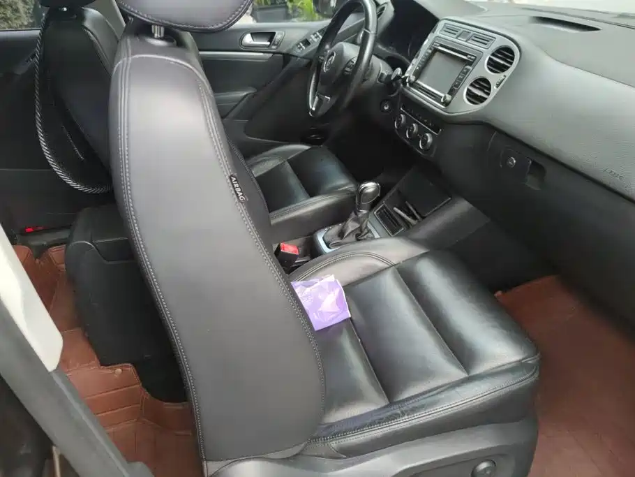 Volkswagen Tiguan — миниатюра 8