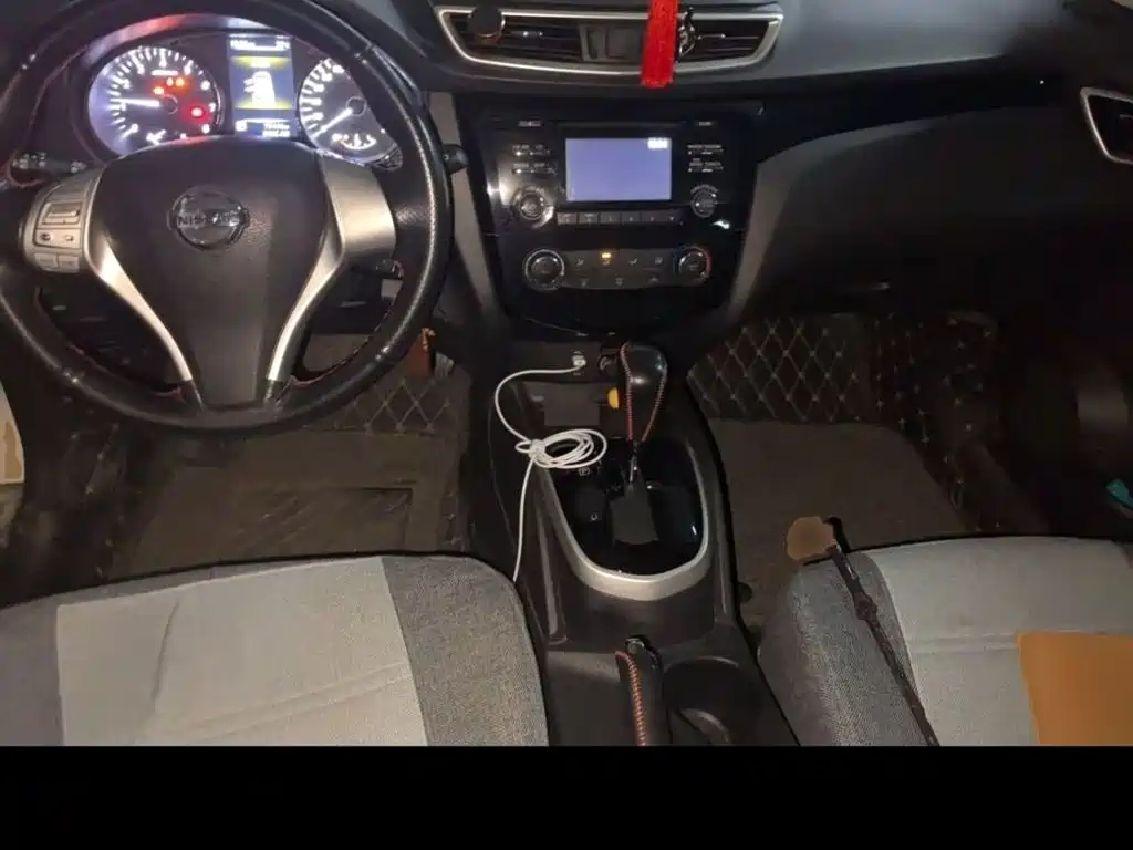 Nissan Qashqai — миниатюра 15