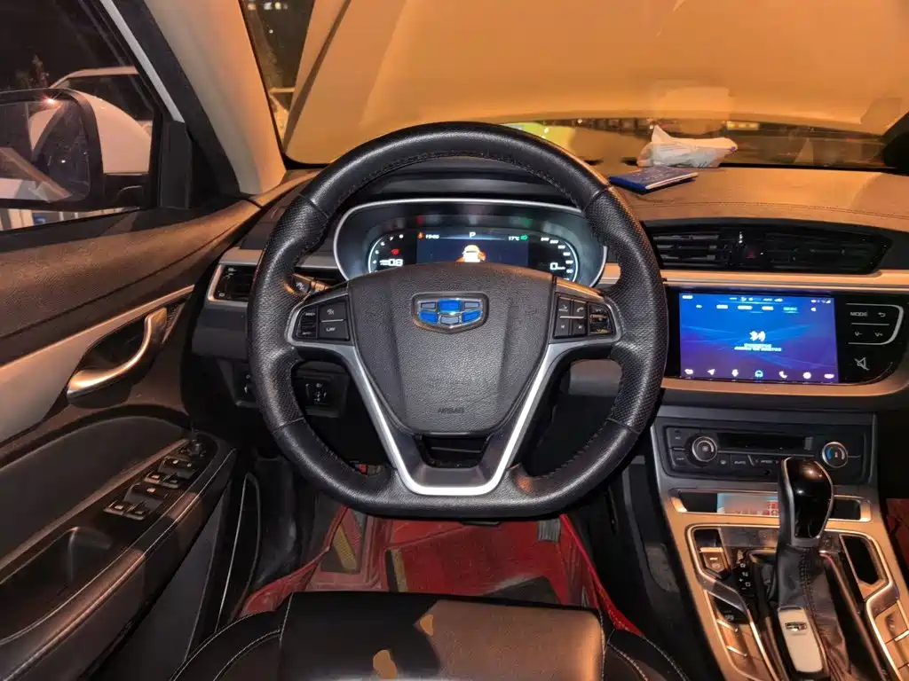 Geely Emgrand — миниатюра 3