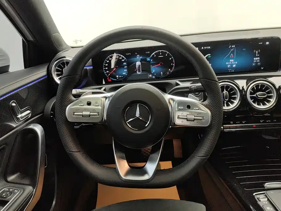 MERCEDES-BENZ A CLASS