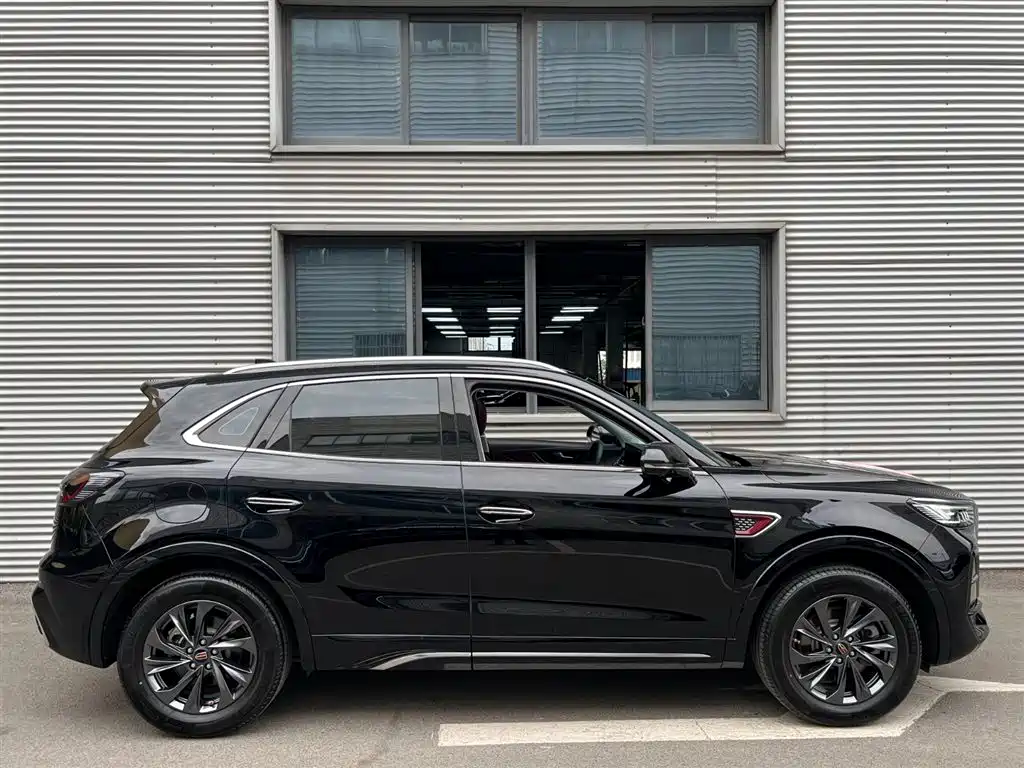 Hongqi HS5 2023 2.0T Pro