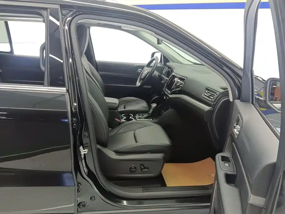 JEEP GRAND COMMANDER