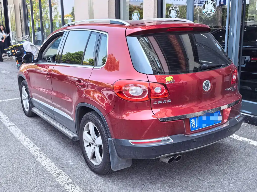 Volkswagen Tiguan — миниатюра 4