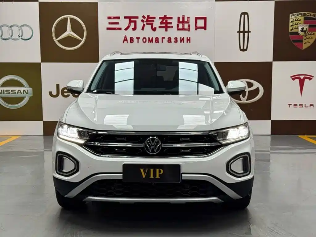 Volkswagen T-Roc — миниатюра 2