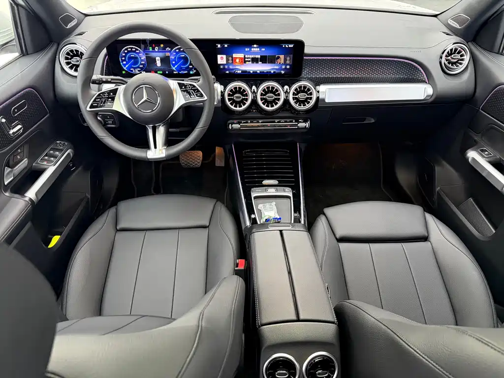 Mercedes-Benz EQB — миниатюра 12