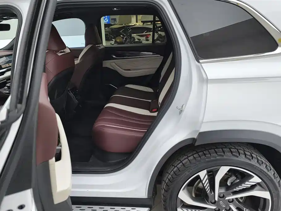 GEELY AUTOMOBILE XINGYUE L