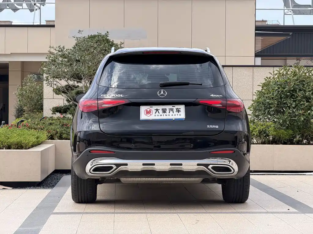 Mercedes-Benz GLC — миниатюра 12