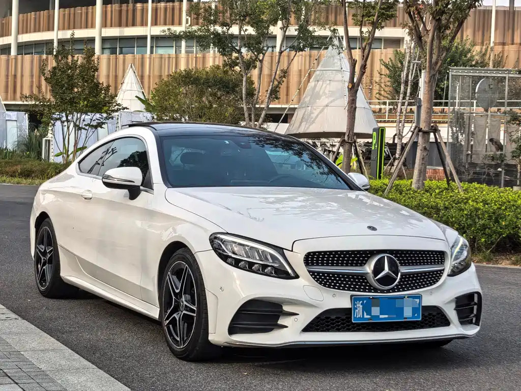 MERCEDES-BENZ C CLASS