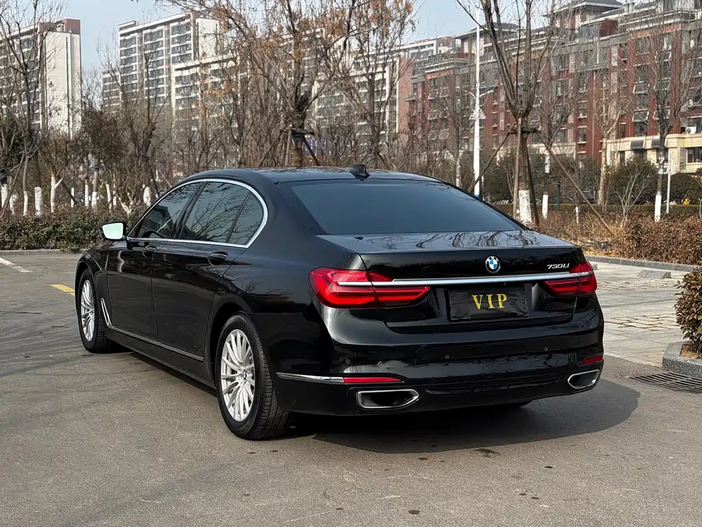 BMW 7 Series 7 2017 730Li Lead