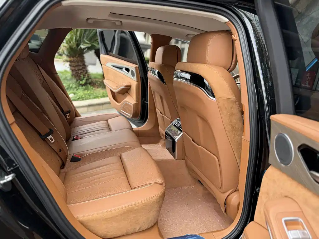 Hongqi Hongqi H9 — миниатюра 8