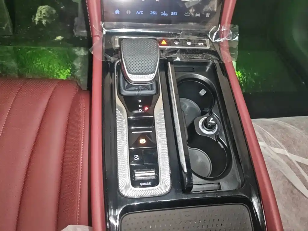 Hongqi Hongqi H5 PHEV — миниатюра 14