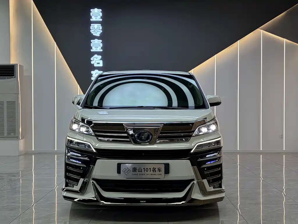 Toyota Vellfire — миниатюра 2