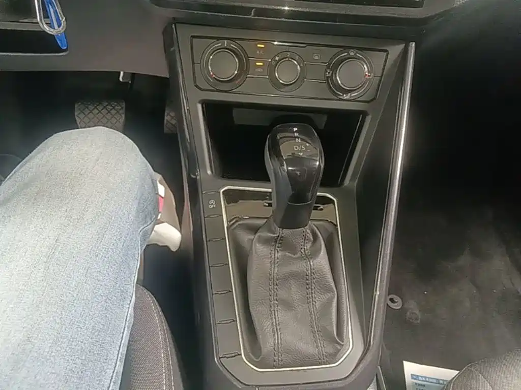 Volkswagen Lavida — миниатюра 14