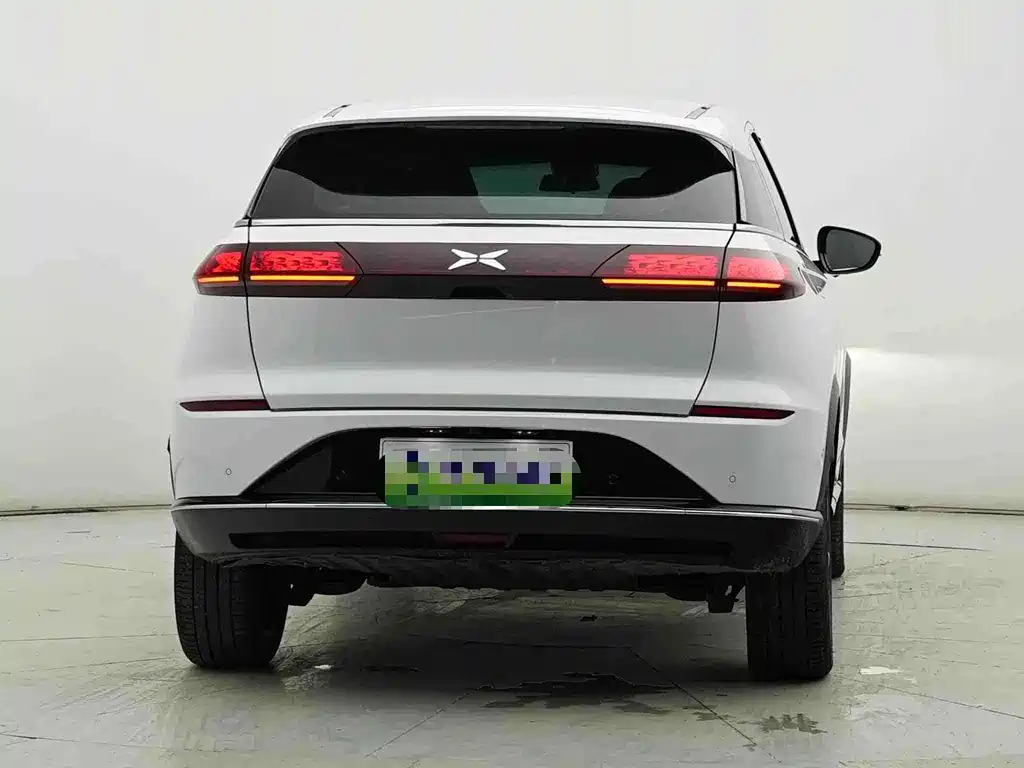 XPeng G3 — миниатюра 12