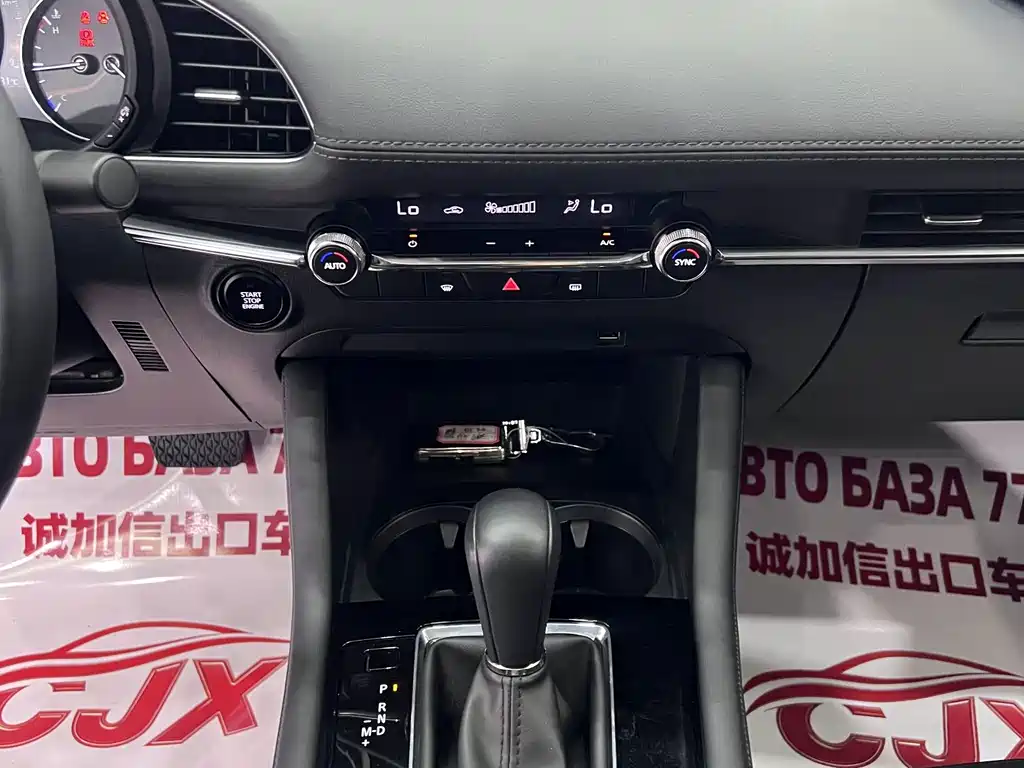 Mazda 3 Axela — миниатюра 13