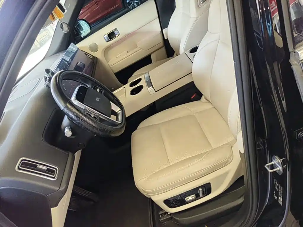 Li Auto Li L8 — миниатюра 15