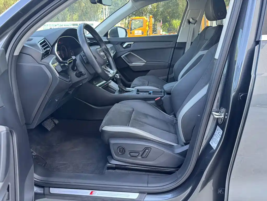 Audi Q3 — миниатюра 13