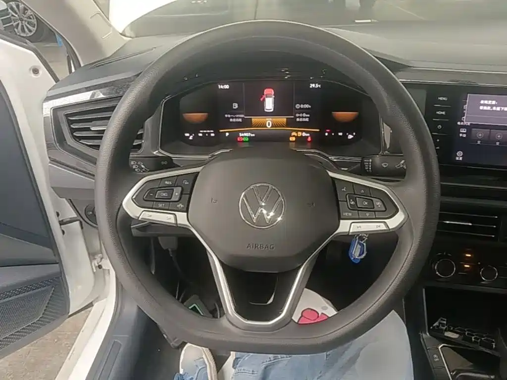 Volkswagen Lavida — миниатюра 11
