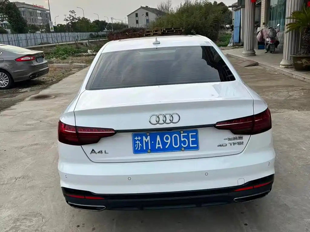 AUDI A4L