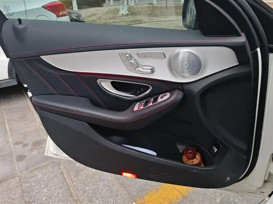 MERCEDES-BENZ C CLASS AMG