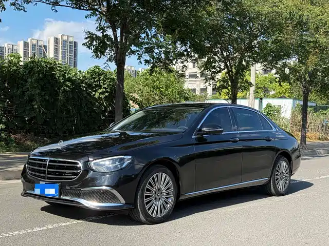 MERCEDES-BENZ  E CLASS