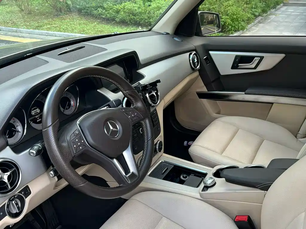 Mercedes-Benz GLK-Class — миниатюра 9