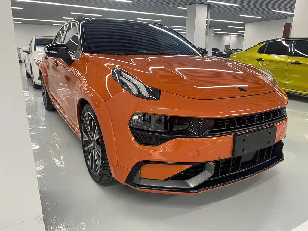 LYNK & CO. 02 HATCHBACK