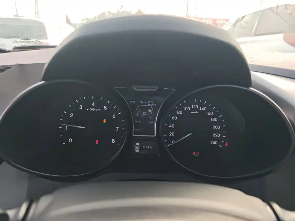 Hyundai Veloster — миниатюра 13