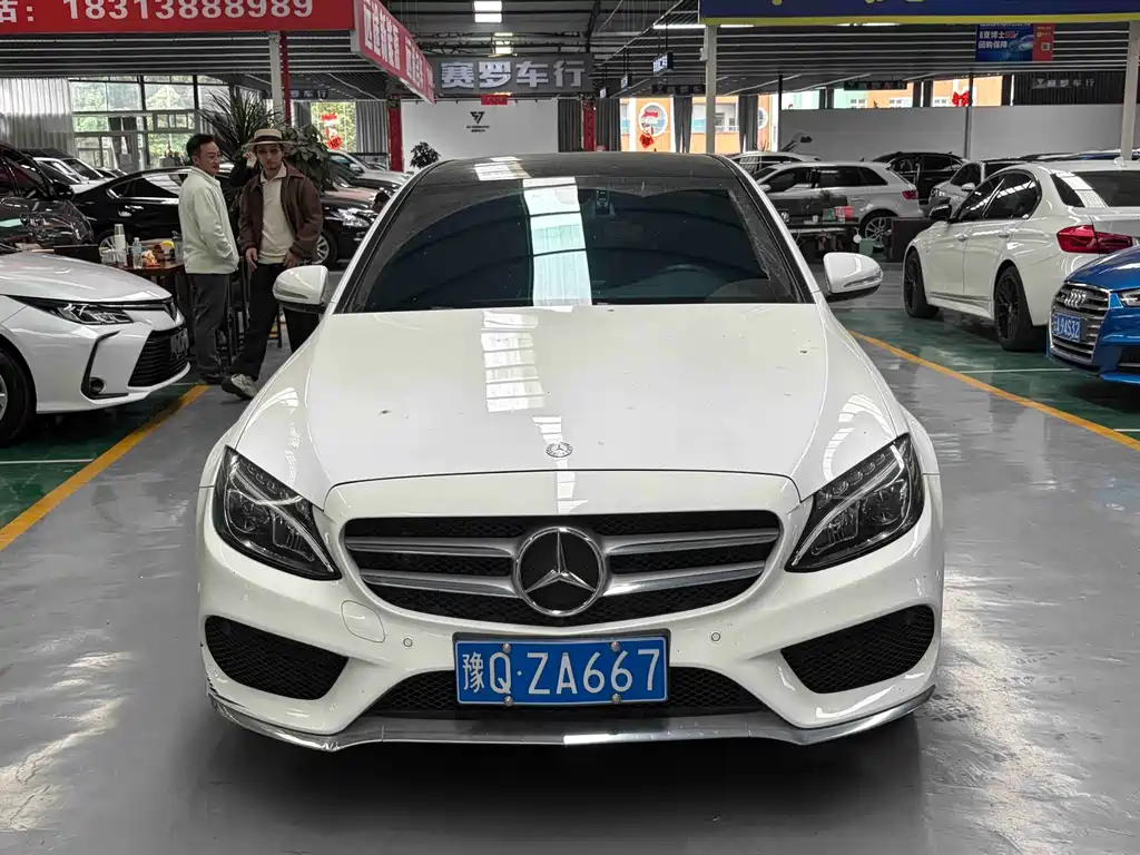 Mercedes-Benz C-Class — миниатюра 2