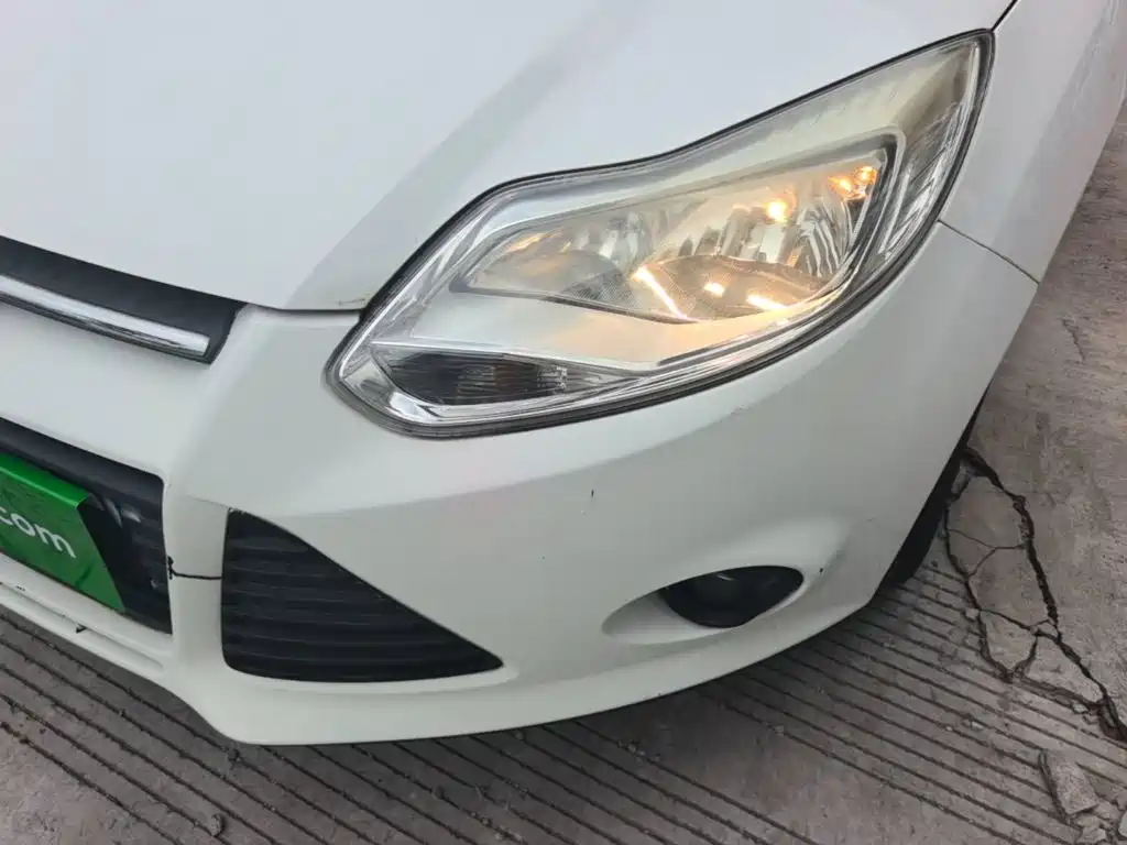 Ford Focus — миниатюра 24