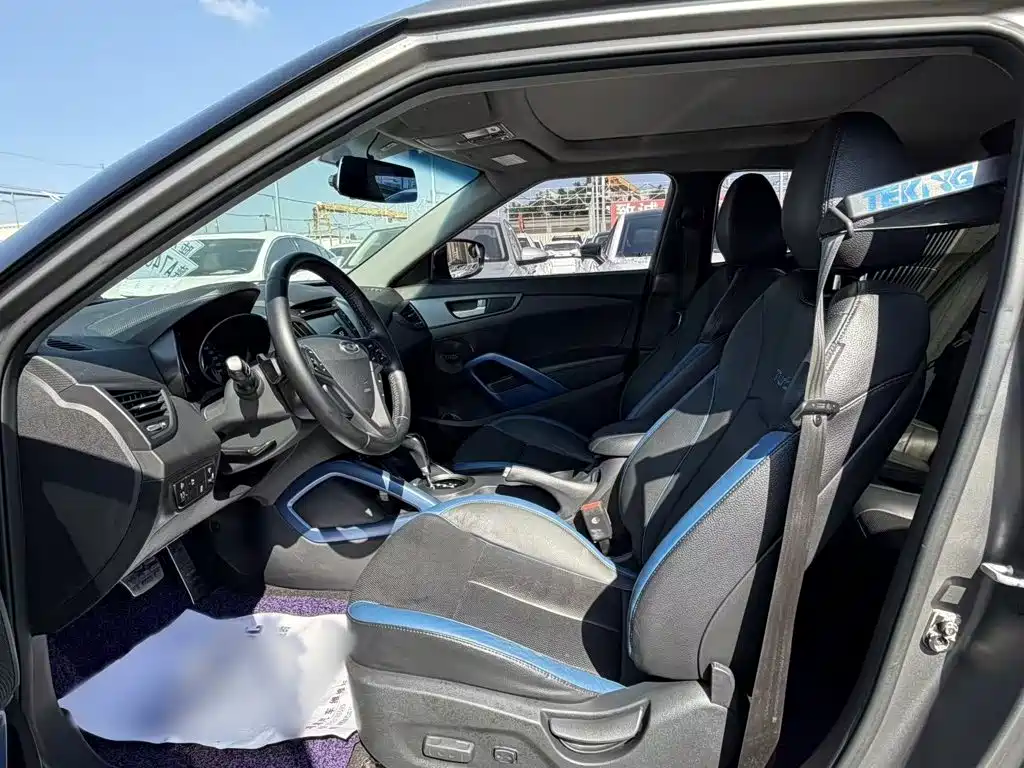 Hyundai Veloster — миниатюра 11