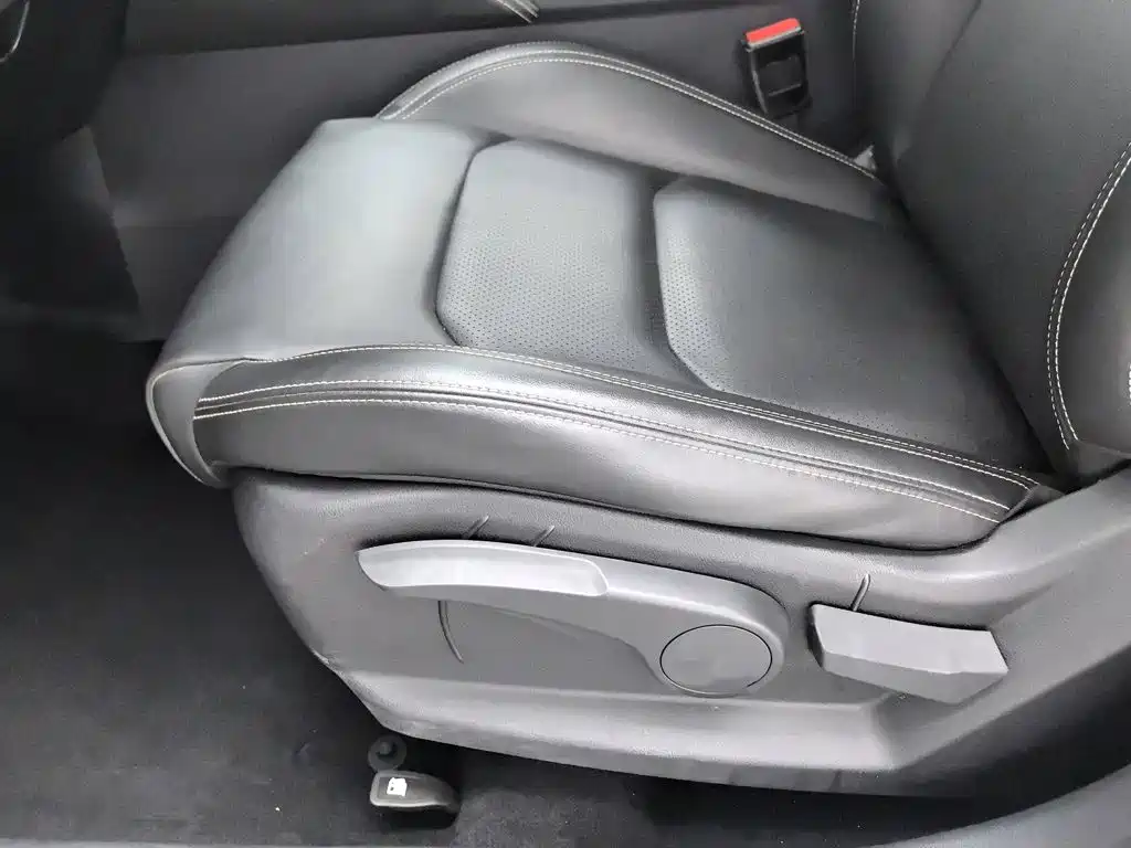 Geely Vision X6 — миниатюра 20
