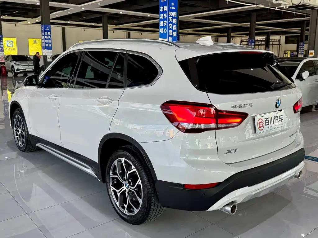 BMW X1 — миниатюра 9