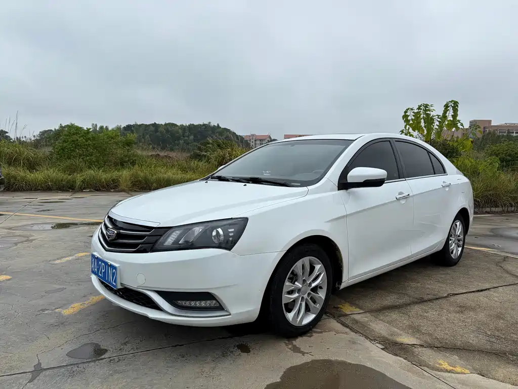 Geely Emgrand 2015