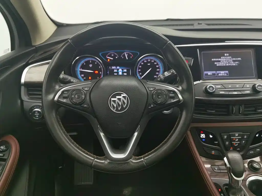 Buick Envision Plus — миниатюра 11