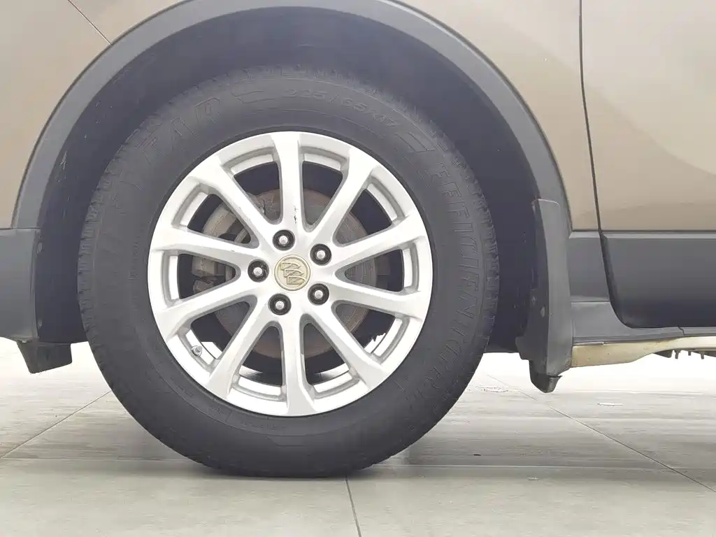 Buick Envision Plus — миниатюра 17