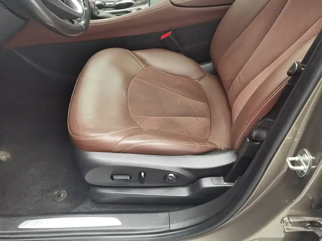 Buick Envision Plus — миниатюра 20