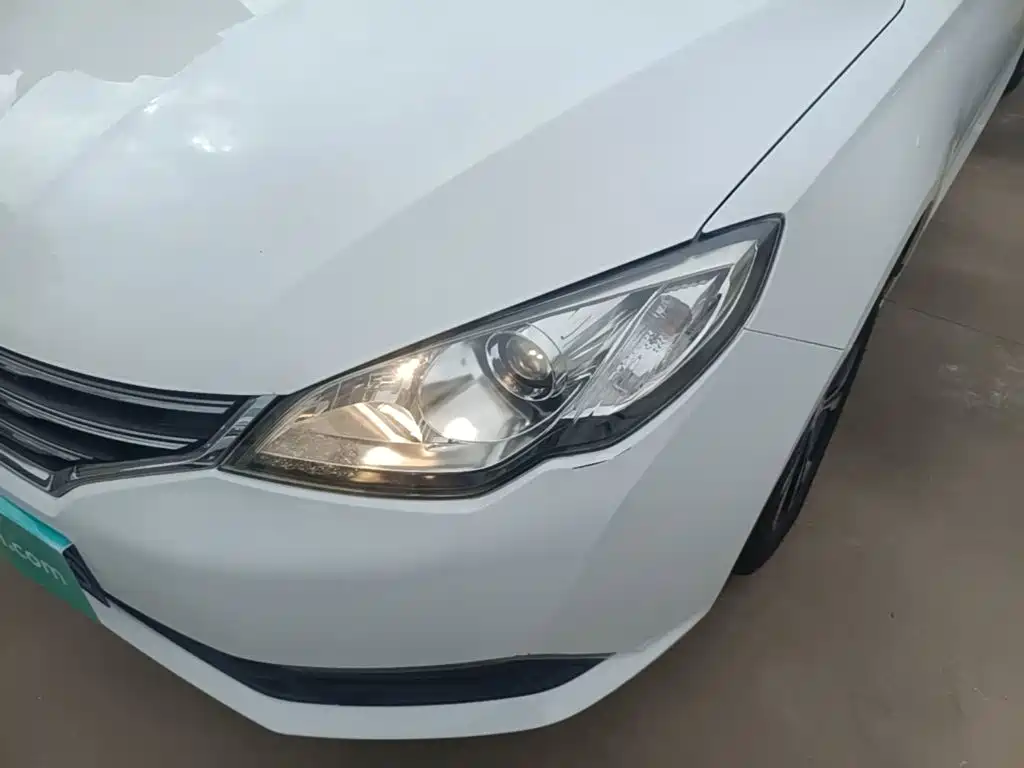 Roewe 360 — миниатюра 24