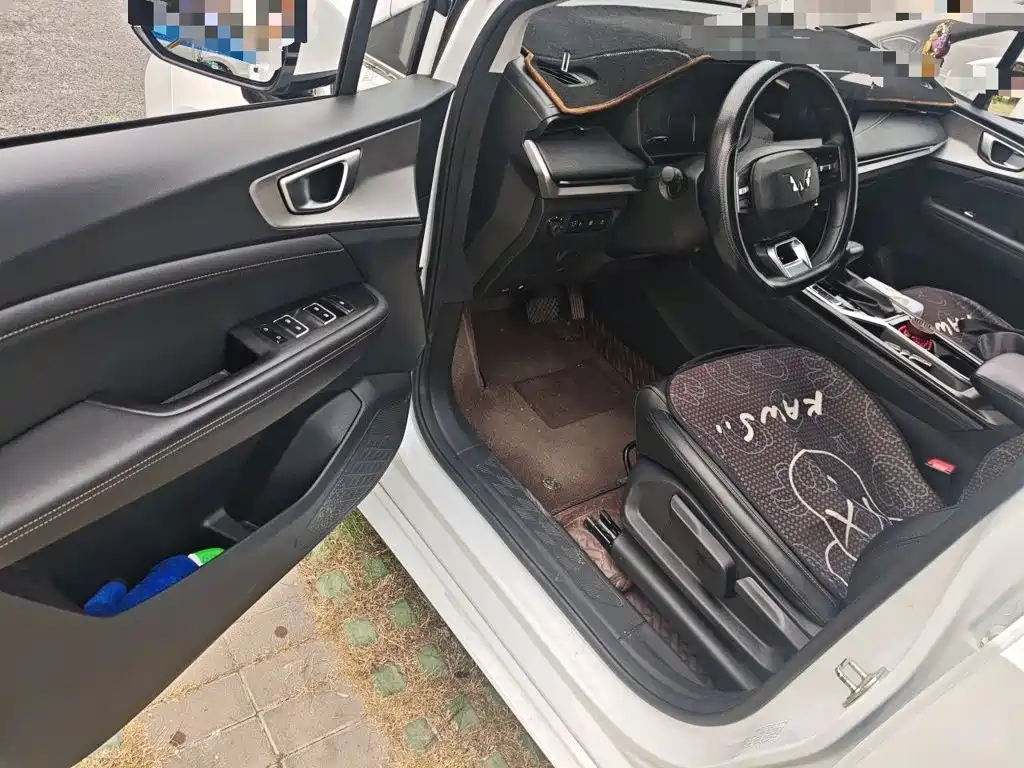 Wuling Jiachen — миниатюра 12