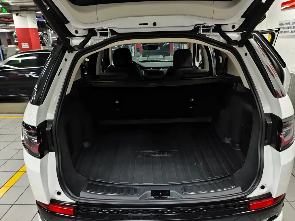 Land Rover Discovery Sport — миниатюра 8