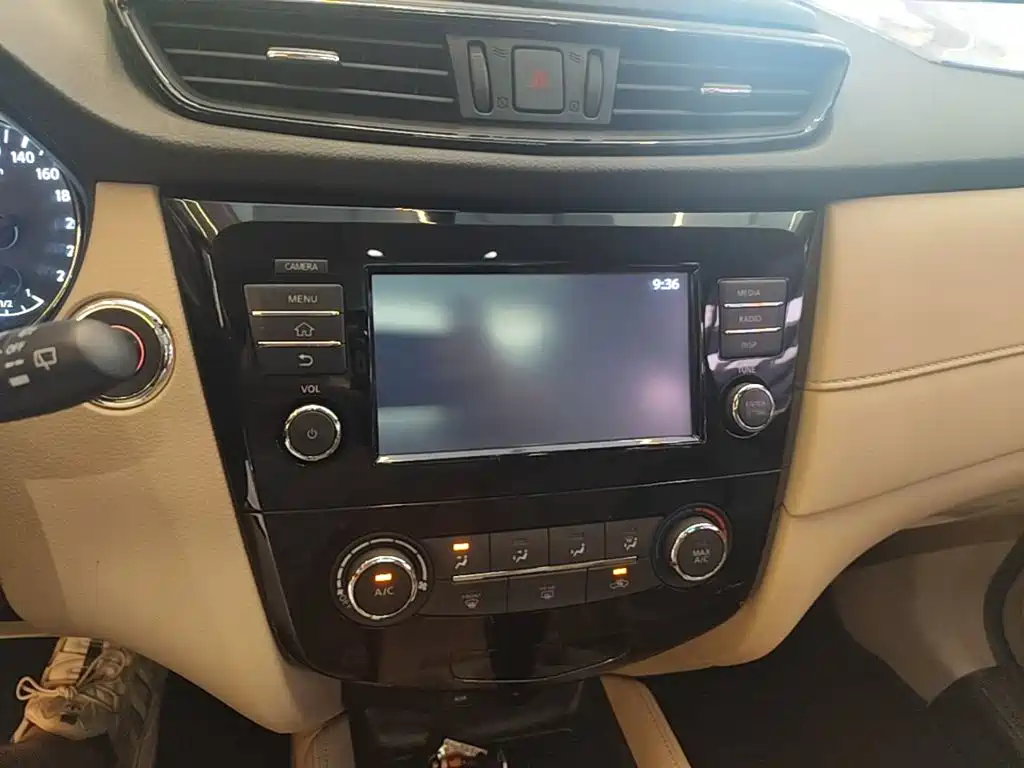 Nissan X-Trail — миниатюра 13